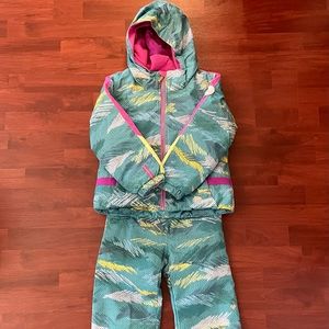 Obermeyer snowsuit, size 6. “Livia” jacket, “Snoverall” bibs.